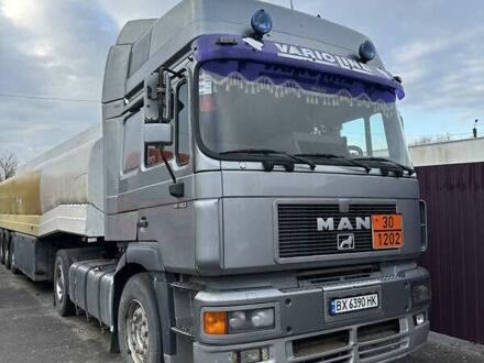 Серый МАН Ф 2000, объемом двигателя 11.97 л и пробегом 800 тыс. км за 6200 $, фото 1 на Automoto.ua