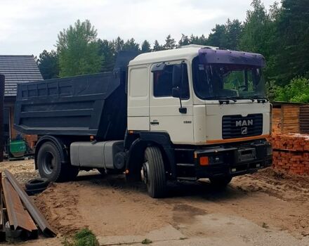 Белый МАН Ф, объемом двигателя 12.8 л и пробегом 187 тыс. км за 14800 $, фото 3 на Automoto.ua