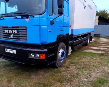 Синий МАН Ф, объемом двигателя 12 л и пробегом 397 тыс. км за 14000 $, фото 2 на Automoto.ua