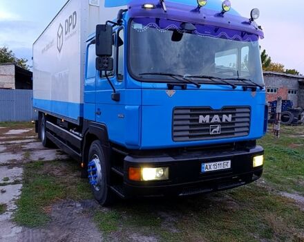 Синий МАН Ф, объемом двигателя 12 л и пробегом 397 тыс. км за 14000 $, фото 1 на Automoto.ua