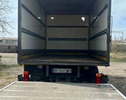 Желтый МАН Л 2000, объемом двигателя 4.58 л и пробегом 600 тыс. км за 12000 $, фото 7 на Automoto.ua