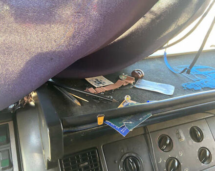 Синий МАН Л 2000, объемом двигателя 6.9 л и пробегом 571 тыс. км за 8300 $, фото 10 на Automoto.ua