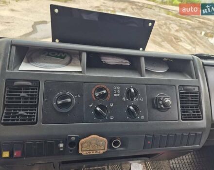 Синий МАН Л 2000, объемом двигателя 4.6 л и пробегом 374 тыс. км за 10500 $, фото 9 на Automoto.ua