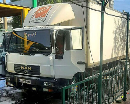 МАН Л, объемом двигателя 4.6 л и пробегом 100 тыс. км за 8300 $, фото 6 на Automoto.ua