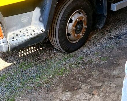 Желтый МАН Л, объемом двигателя 4.6 л и пробегом 698 тыс. км за 13000 $, фото 3 на Automoto.ua