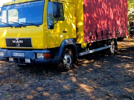 Желтый МАН Л, объемом двигателя 4.6 л и пробегом 699 тыс. км за 14000 $, фото 1 на Automoto.ua