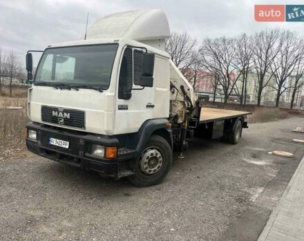 Белый МАН ЛЕ 18.220, объемом двигателя 0 л и пробегом 111 тыс. км за 22000 $, фото 1 на Automoto.ua
