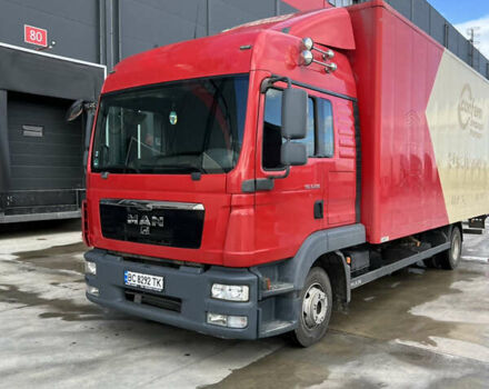 Красный МАН ЛЕ 8.220, объемом двигателя 4.6 л и пробегом 399 тыс. км за 28900 $, фото 9 на Automoto.ua
