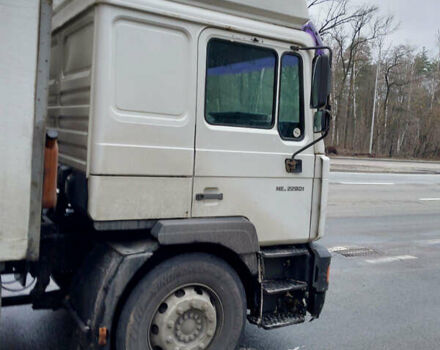 Белый МАН МЕ 220, объемом двигателя 7 л и пробегом 900 тыс. км за 11000 $, фото 3 на Automoto.ua