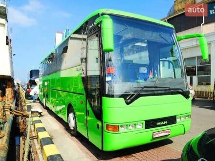 Зеленый МАН С 2000, объемом двигателя 12.8 л и пробегом 520 тыс. км за 15000 $, фото 1 на Automoto.ua
