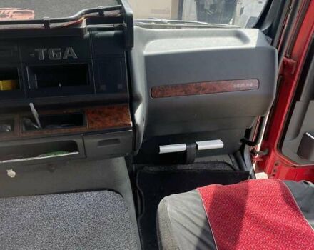 Красный МАН ТГА, объемом двигателя 10.52 л и пробегом 1000 тыс. км за 7500 $, фото 5 на Automoto.ua