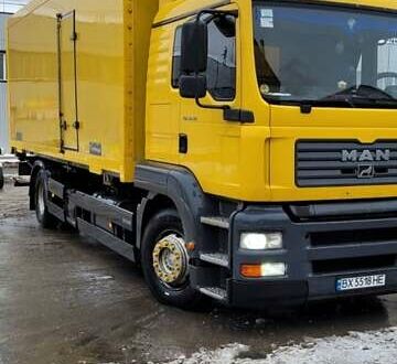 Желтый МАН ТГА, объемом двигателя 10.52 л и пробегом 915 тыс. км за 22500 $, фото 1 на Automoto.ua