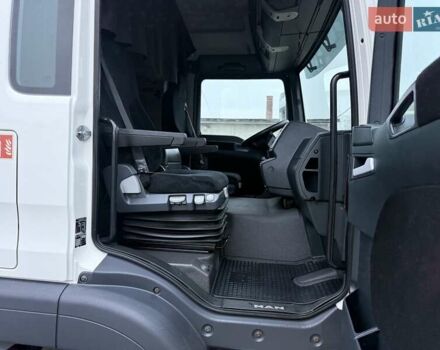 Белый МАН ТГЛ, объемом двигателя 4.6 л и пробегом 551 тыс. км за 34590 $, фото 11 на Automoto.ua
