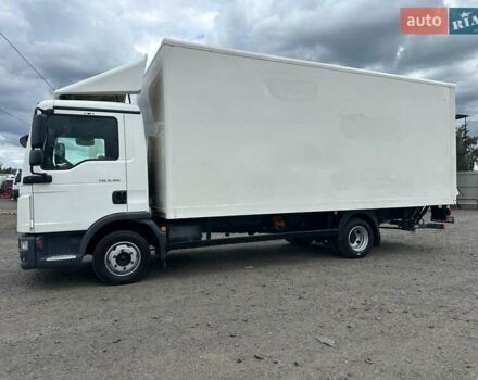 Белый МАН ТГЛ, объемом двигателя 4.6 л и пробегом 340 тыс. км за 28900 $, фото 2 на Automoto.ua