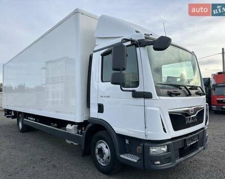 Белый МАН ТГЛ, объемом двигателя 4.6 л и пробегом 220 тыс. км за 38900 $, фото 2 на Automoto.ua