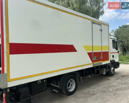 Белый МАН ТГЛ, объемом двигателя 4.6 л и пробегом 594 тыс. км за 22000 $, фото 3 на Automoto.ua