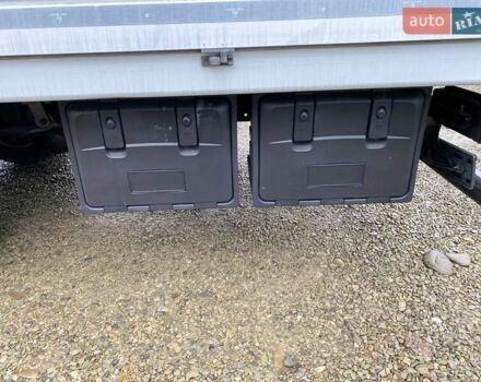 Красный МАН ТГЛ, объемом двигателя 4.6 л и пробегом 490 тыс. км за 36999 $, фото 28 на Automoto.ua