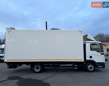 МАН ТГЛ, объемом двигателя 4.6 л и пробегом 453 тыс. км за 27900 $, фото 10 на Automoto.ua