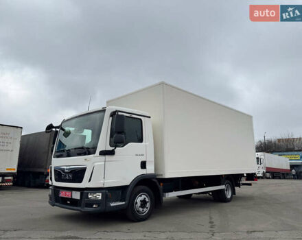 МАН ТГЛ, объемом двигателя 4.6 л и пробегом 390 тыс. км за 31900 $, фото 12 на Automoto.ua