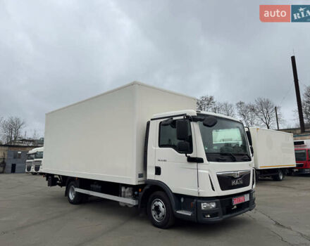 МАН ТГЛ, объемом двигателя 4.6 л и пробегом 390 тыс. км за 31900 $, фото 2 на Automoto.ua