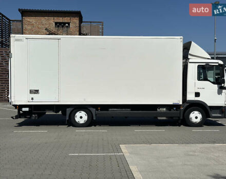 МАН ТГЛ, объемом двигателя 4.6 л и пробегом 390 тыс. км за 33200 $, фото 3 на Automoto.ua