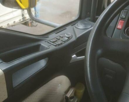 Желтый МАН ТГЛ, объемом двигателя 4.58 л и пробегом 781 тыс. км за 20000 $, фото 7 на Automoto.ua