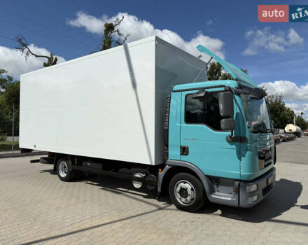 Синий МАН ТГЛ, объемом двигателя 0 л и пробегом 169 тыс. км за 31177 $, фото 2 на Automoto.ua