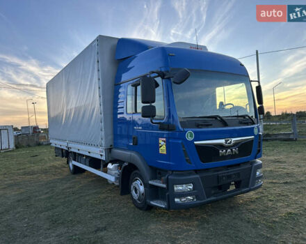 Синий МАН ТГЛ, объемом двигателя 4.6 л и пробегом 465 тыс. км за 33600 $, фото 2 на Automoto.ua