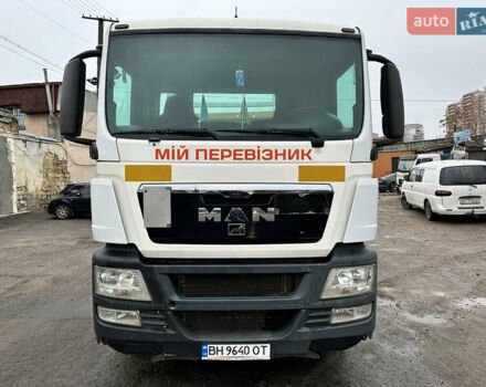 Белый МАН ТГС, объемом двигателя 12 л и пробегом 500 тыс. км за 25000 $, фото 1 на Automoto.ua