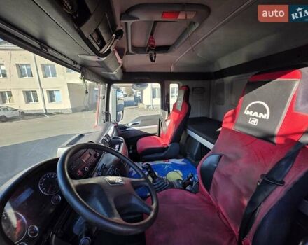 Красный МАН ТГС, объемом двигателя 10.52 л и пробегом 822 тыс. км за 45500 $, фото 3 на Automoto.ua
