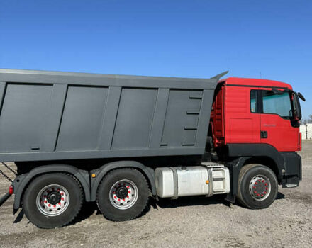 Красный МАН ТГС, объемом двигателя 12.42 л и пробегом 700 тыс. км за 49500 $, фото 2 на Automoto.ua