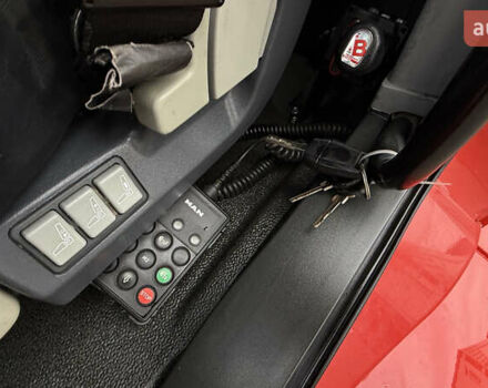 Красный МАН ТГС, объемом двигателя 10.52 л и пробегом 568 тыс. км за 29999 $, фото 33 на Automoto.ua