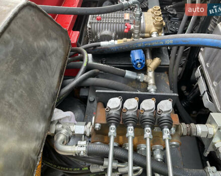 МАН TGS 2010 у Дубно на Automoto.ua Зелений МАН TGS, об'ємом двигуна 10.52 л та пробігом 785 тис. км за 53900 $, фото 10 на Automoto.ua