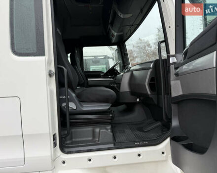 МАН ТГХ 18.440, объемом двигателя 12.8 л и пробегом 720 тыс. км за 25000 $, фото 5 на Automoto.ua