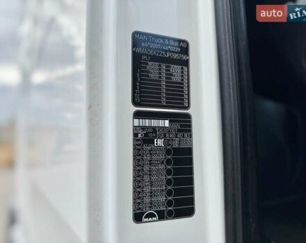 Белый МАН ТГКС, объемом двигателя 0 л и пробегом 690 тыс. км за 22900 $, фото 27 на Automoto.ua