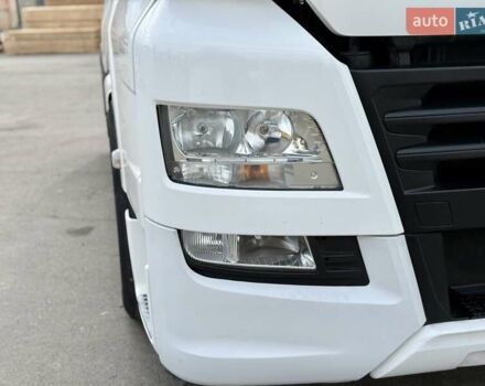 Белый МАН ТГКС, объемом двигателя 0 л и пробегом 690 тыс. км за 22900 $, фото 4 на Automoto.ua