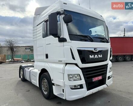 Белый МАН ТГКС, объемом двигателя 0 л и пробегом 690 тыс. км за 22900 $, фото 2 на Automoto.ua