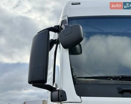 Белый МАН ТГКС, объемом двигателя 0 л и пробегом 690 тыс. км за 22900 $, фото 3 на Automoto.ua