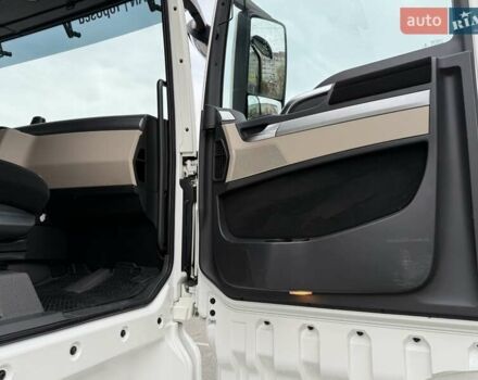 Белый МАН ТГКС, объемом двигателя 12.42 л и пробегом 760 тыс. км за 29800 $, фото 10 на Automoto.ua