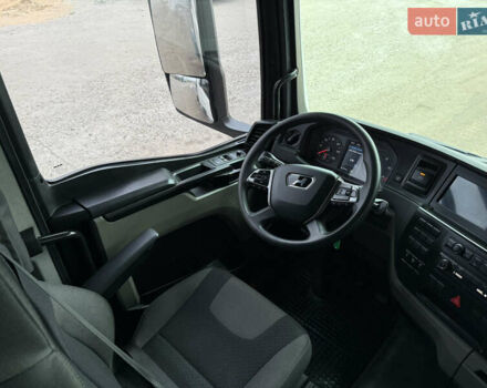 Белый МАН ТГКС, объемом двигателя 10.52 л и пробегом 321 тыс. км за 72000 $, фото 16 на Automoto.ua