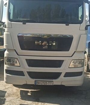 Белый МАН ТГКС, объемом двигателя 10.52 л и пробегом 929 тыс. км за 18000 $, фото 1 на Automoto.ua