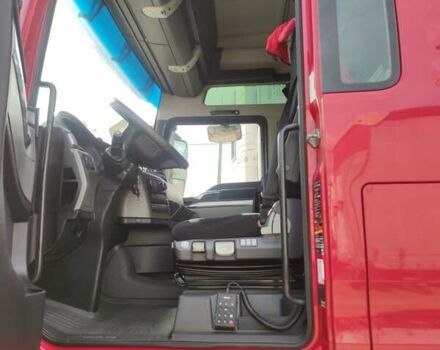 Красный МАН ТГКС, объемом двигателя 12.5 л и пробегом 581 тыс. км за 27800 $, фото 8 на Automoto.ua