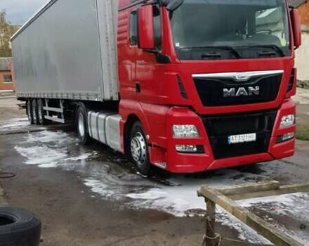 Красный МАН ТГКС, объемом двигателя 12.5 л и пробегом 581 тыс. км за 27800 $, фото 1 на Automoto.ua