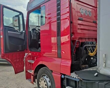 Красный МАН ТГКС, объемом двигателя 12.5 л и пробегом 581 тыс. км за 27800 $, фото 9 на Automoto.ua
