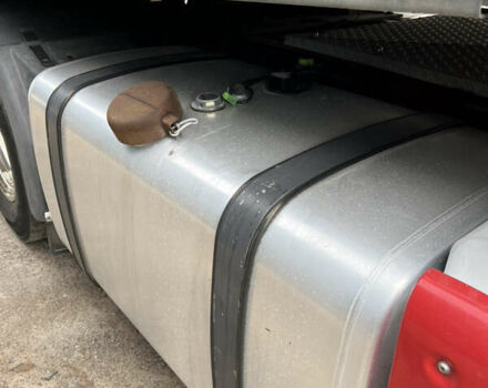 Красный МАН ТГКС, объемом двигателя 10.8 л и пробегом 823 тыс. км за 18000 $, фото 24 на Automoto.ua