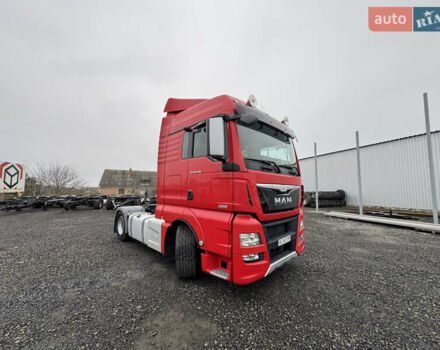 Красный МАН ТГКС, объемом двигателя 15.2 л и пробегом 793 тыс. км за 19500 $, фото 7 на Automoto.ua