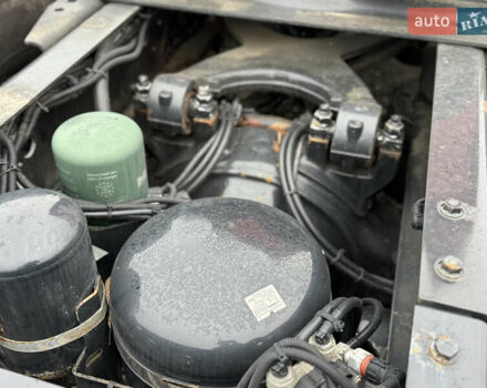 Красный МАН ТГКС, объемом двигателя 15.2 л и пробегом 793 тыс. км за 19500 $, фото 16 на Automoto.ua