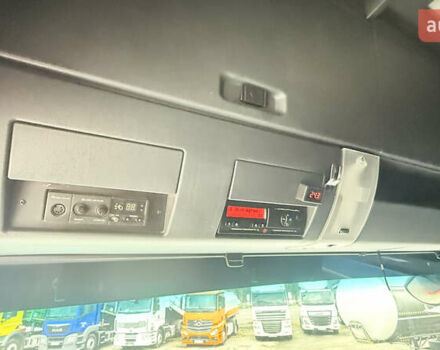 Красный МАН ТГКС, объемом двигателя 12.42 л и пробегом 980 тыс. км за 20000 $, фото 12 на Automoto.ua