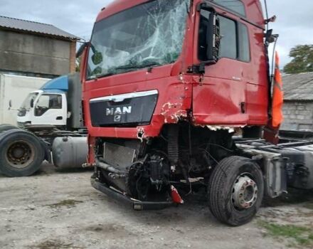 Красный МАН ТГКС, объемом двигателя 10.52 л и пробегом 130 тыс. км за 4000 $, фото 1 на Automoto.ua