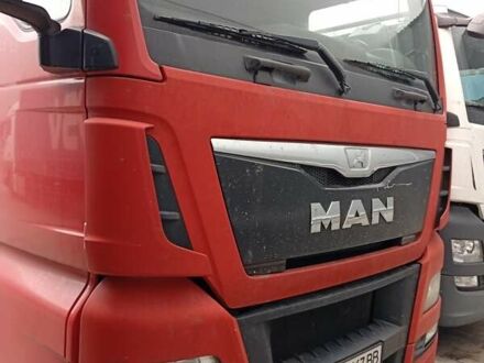 Красный МАН ТГКС, объемом двигателя 12.42 л и пробегом 968 тыс. км за 29000 $, фото 1 на Automoto.ua